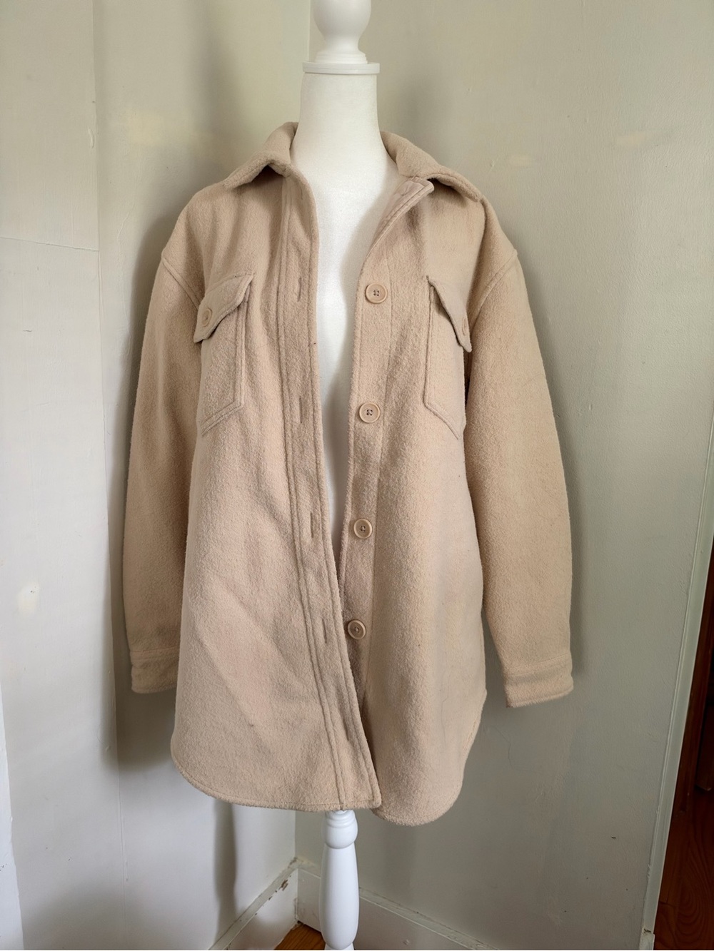 Hilary Radley Button Light Beige Jacket Size Small